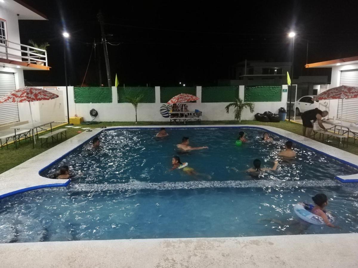 Hotel Villa Maran Chachalacas Ambiente Familiar Playa Chachalacas ภายนอก รูปภาพ